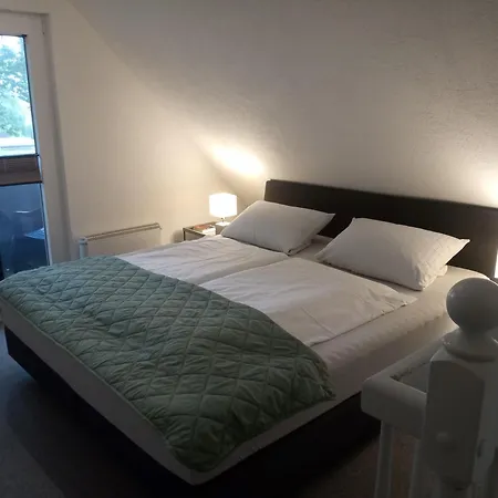 Holiday home Fischstuebchen Neeberg 2 - Achterwasser *