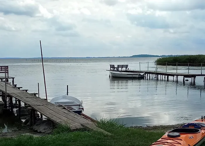 Fischstuebchen Neeberg 2 - Achterwasser Dom wakacyjny