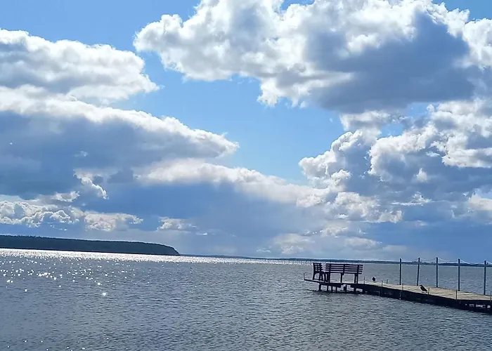 Fischstuebchen Neeberg 2 - Achterwasser Dom wakacyjny *